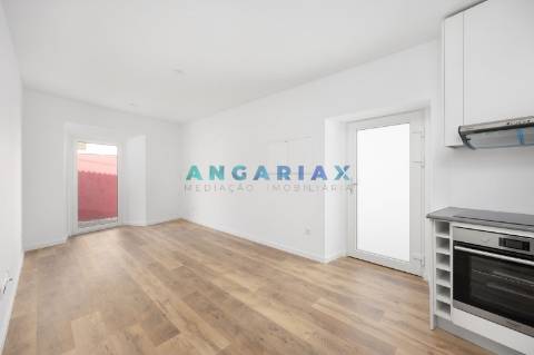 ANG1590 - Apartamento T2 para Venda em Maiorga, Alcobaça