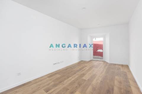 ANG1590 - Apartamento T2 para Venda em Maiorga, Alcobaça