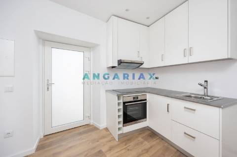ANG1590 - Apartamento T2 para Venda em Maiorga, Alcobaça