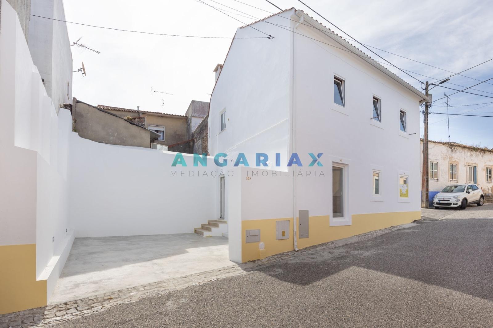 ANG1590 - Apartamento T2 para Venda em Maiorga, Alcobaça