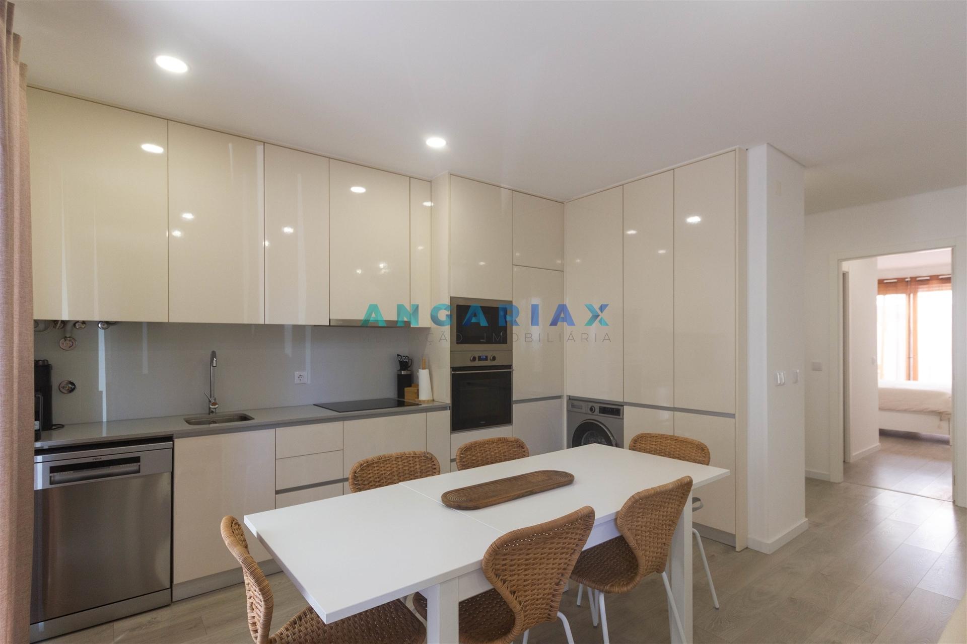 ANG1593 - Apartamento T2 para Venda em Nazaré