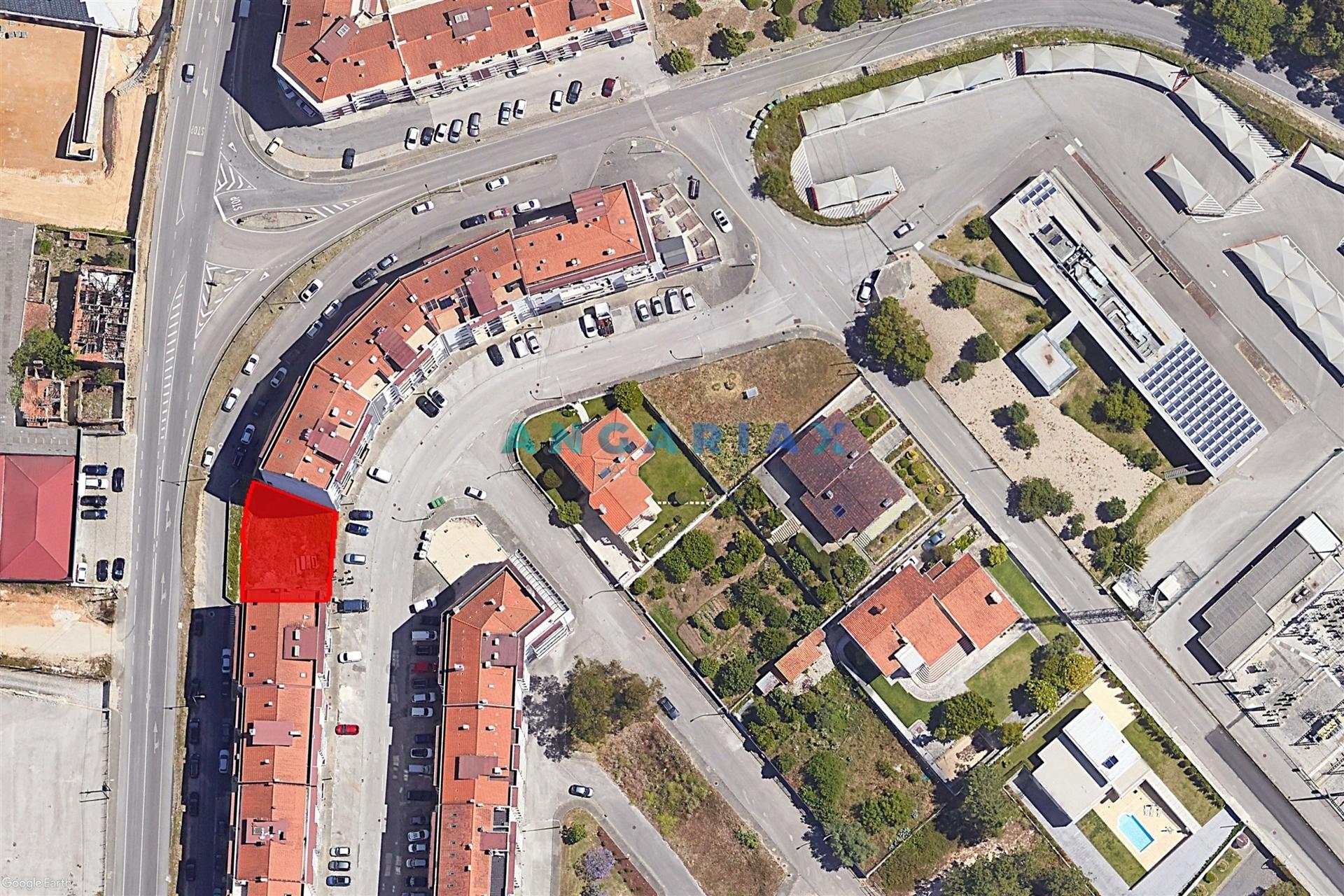 ANG1595 - Lote para Prédio para Venda em Leiria