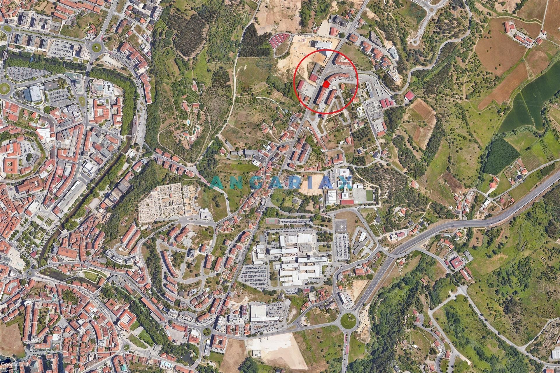 ANG1595 - Lote para Prédio para Venda em Leiria