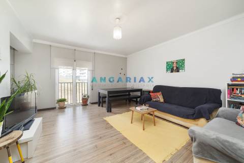 ANG1598 - Apartamento T1 para Venda em Leiria