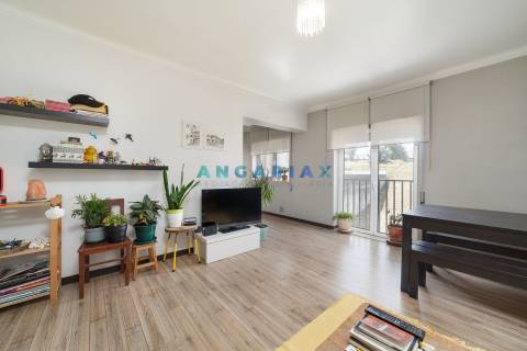 ANG1598 - Apartamento T1 para Venda em Leiria
