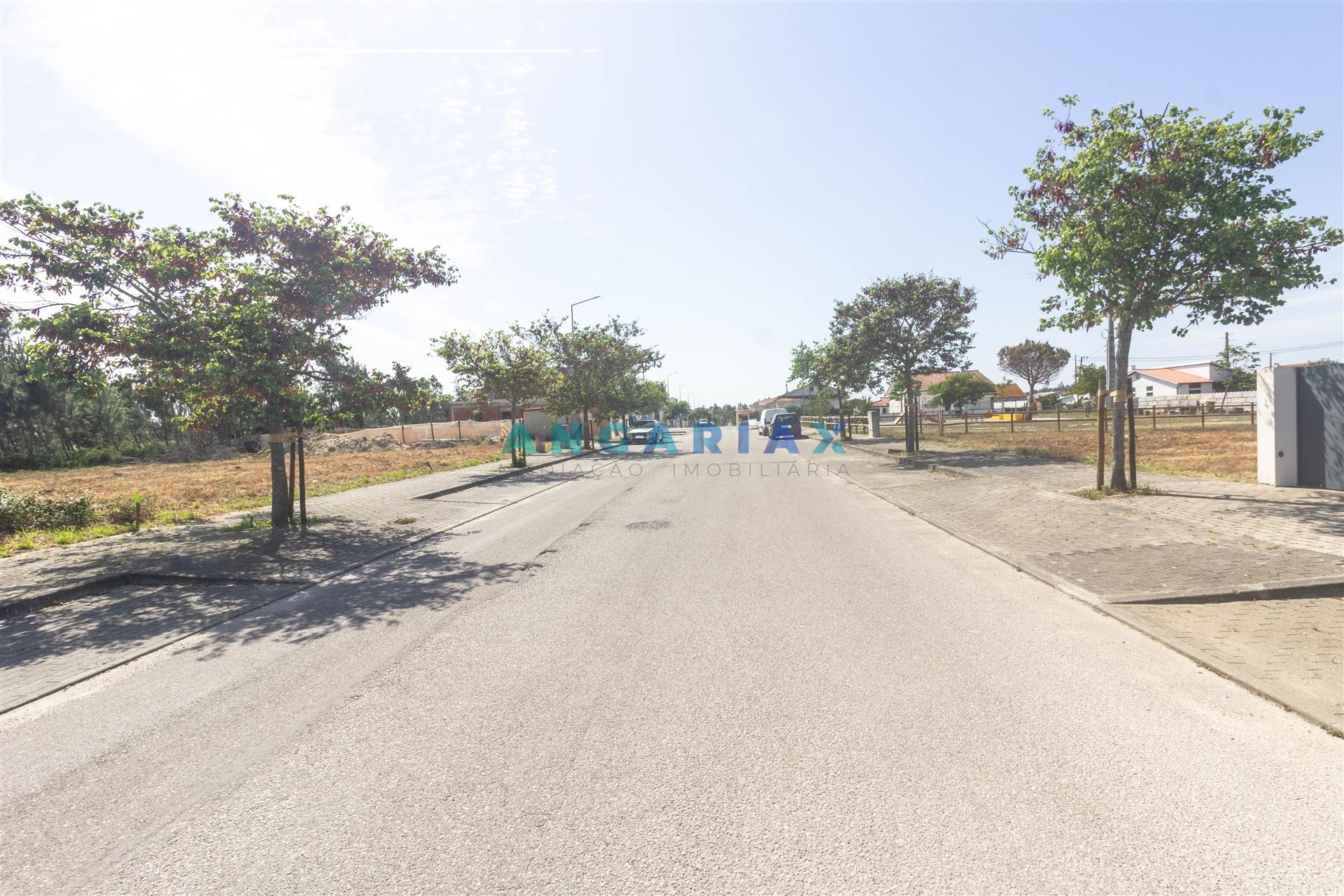 ANG1610 - Terreno para Venda em Marinha Grande