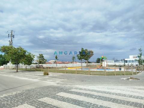ANG1609 - Terreno para Venda em Marinha Grande