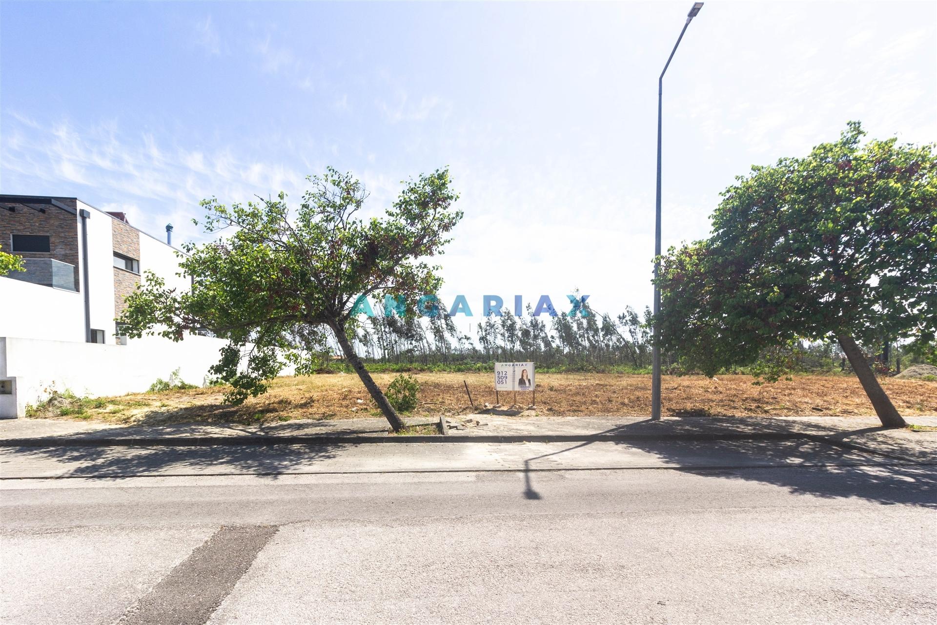 ANG1608 - Terreno para Venda em Marinha Grande