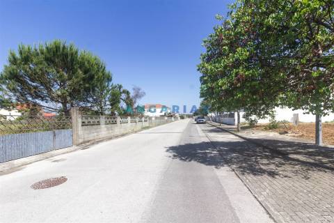 ANG1607 - Terreno para Venda em Marinha Grande