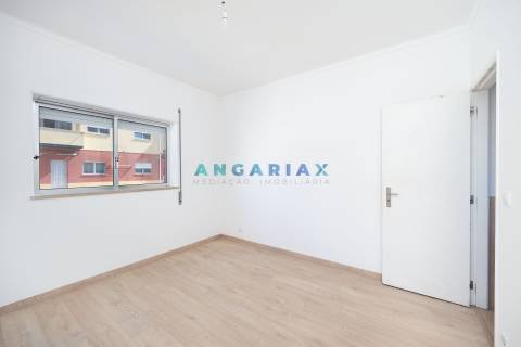 ANG1613 - Apartamento T3 à venda em Gândara dos Olivais, Leiria