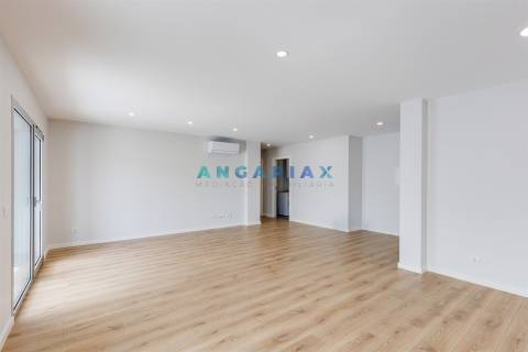 ANG1614 - Apartamento T1 para Venda em Marrazes,  Leiria