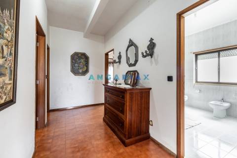 ANG1617 - Moradia T5 para Venda em Vieira de Leiria
