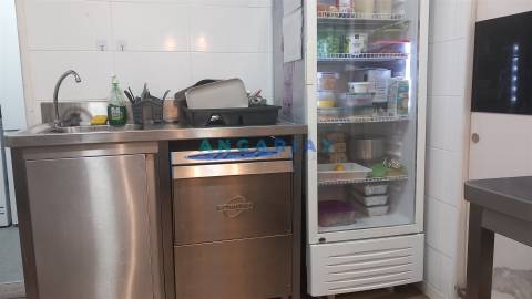 ANG1622 - Cafetaria para Trespasse em Leiria