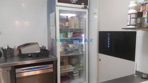 ANG1622 - Cafetaria para Trespasse em Leiria