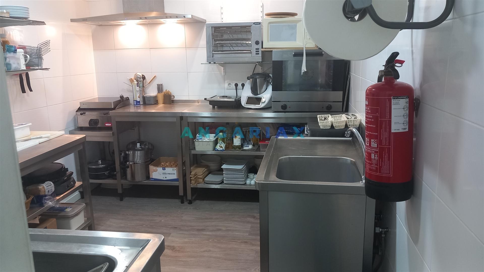 ANG1622 - Cafetaria para Trespasse em Leiria