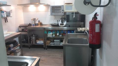 ANG1622 - Cafetaria para Trespasse em Leiria