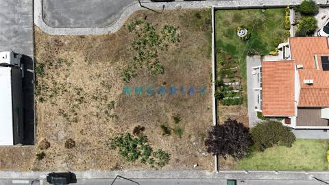 ANG1626 - Terreno para Venda em Ourém