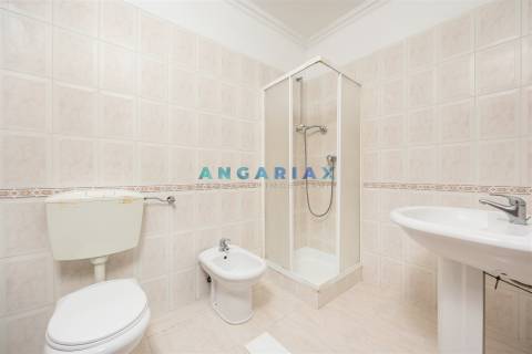 ANG1627 - Apartamento T3 para Venda em Telheiro, Leiria