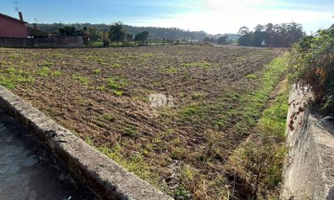 Terreno 1500m² p/ construção - Vilar e Mosteiró