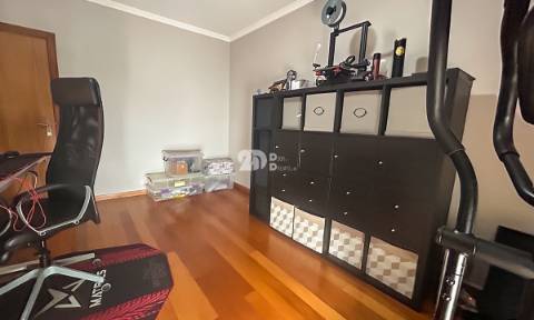 Moradia T4 (Arrendamento) - Nine