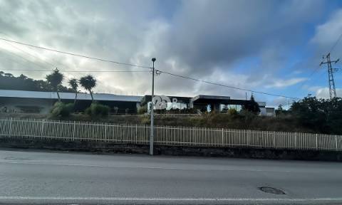 Armazém industrial - Trofa