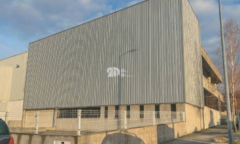 Armazém 1539 m² - Stº Tirso