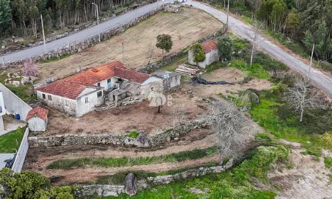 Terreno 6.500m² - Arnoso