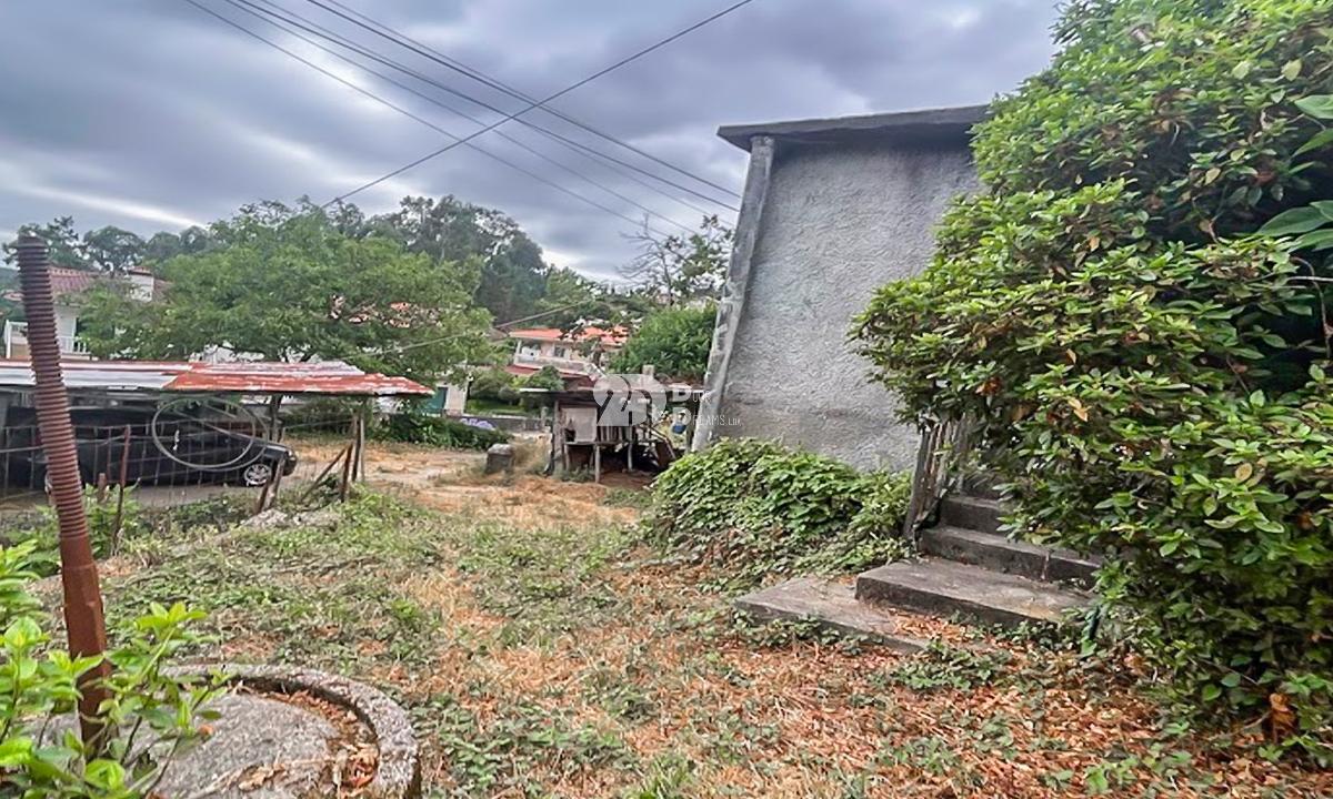 Moradia T3 restauro - Arnoso