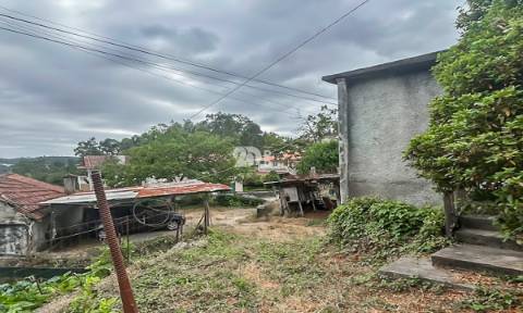 Moradia T3 restauro - Arnoso