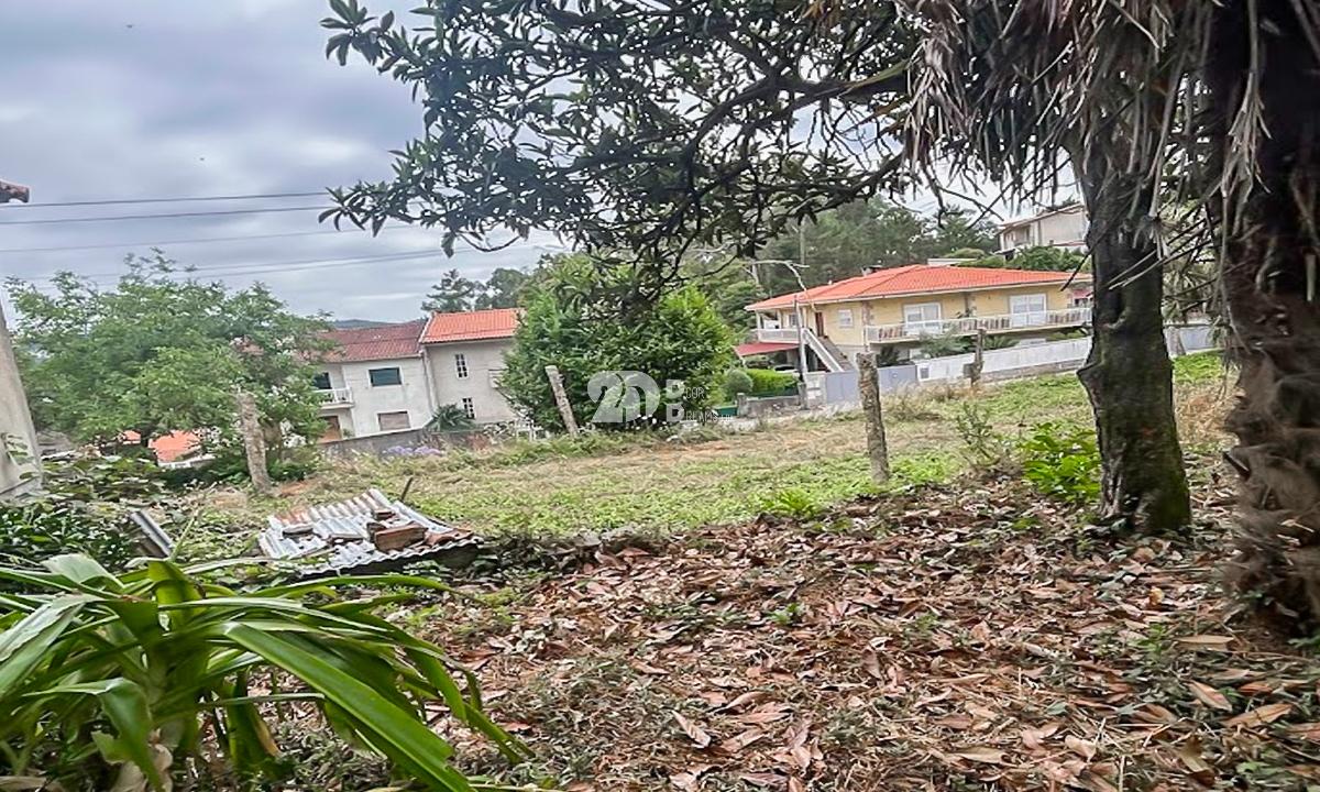 Moradia T3 restauro - Arnoso