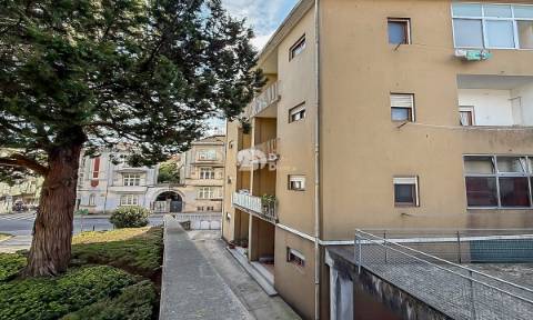 Apartamento T3+1 - Cedofeita