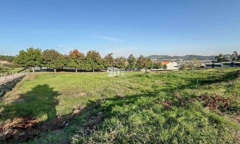 Lote de terreno 675m² - Vermoim