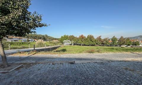 Lote de terreno 675m² - Vermoim