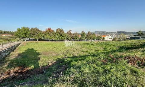 Lote de terreno 675m² - Vermoim