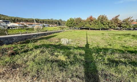 Lote de terreno 675m² - Vermoim