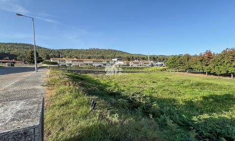 Lote de terreno 675m² - Vermoim