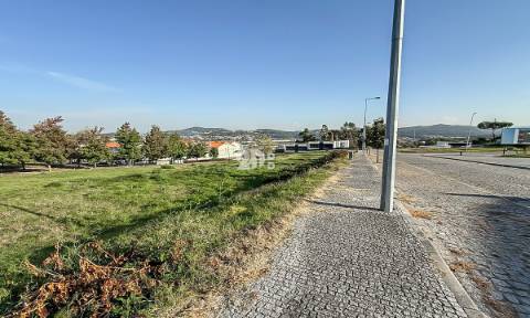 Lote de terreno 675m² - Vermoim