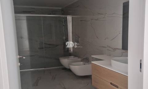 Apartamento T3 (Arrendamento) - Póvoa de Lanhoso