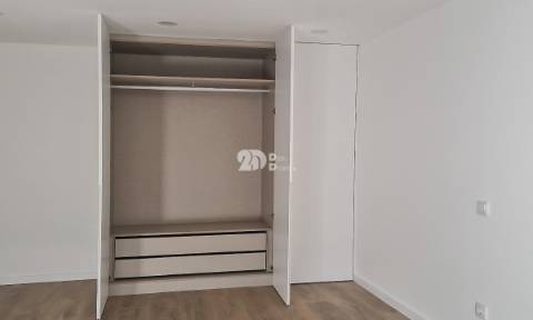 Apartamento T3 (Arrendamento) - Póvoa de Lanhoso