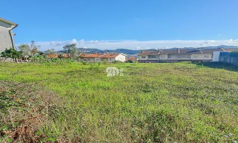 Terreno 1030m² - Vermoim