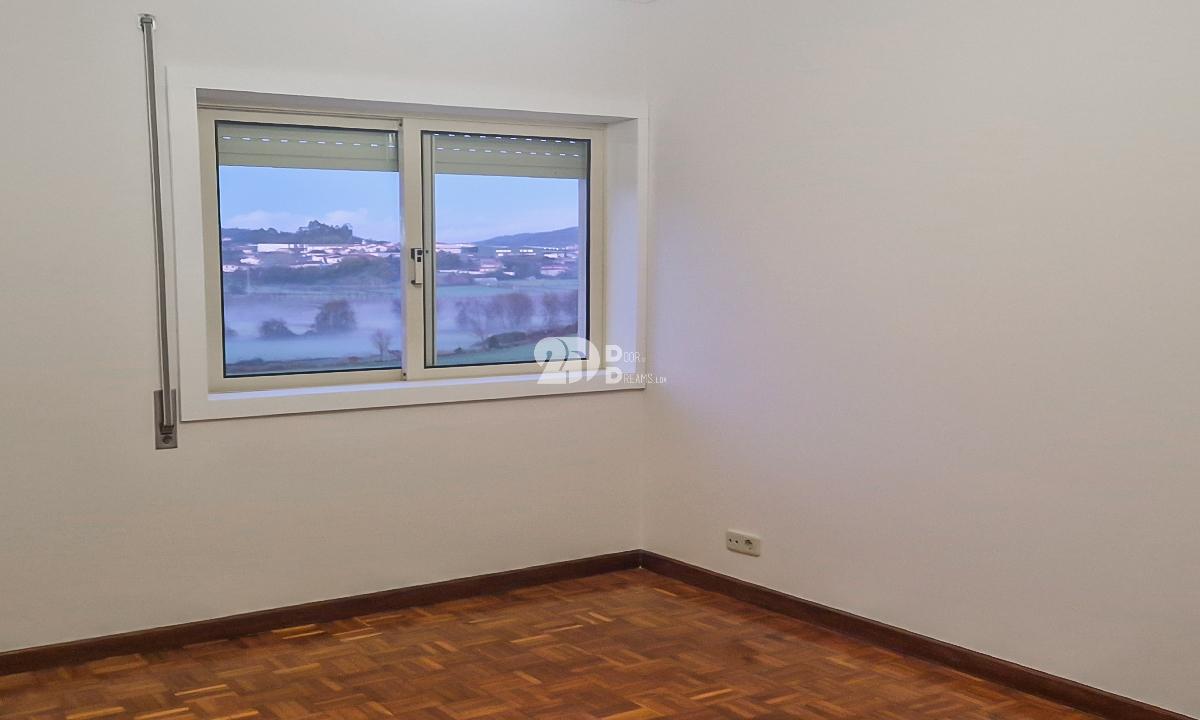 Arrendamento T3 (Arrendamento) - Arnoso Stª Maria