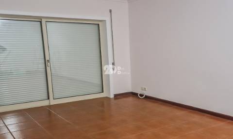 Arrendamento T3 (Arrendamento) - Arnoso Stª Maria