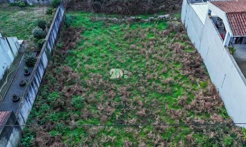 Lote de terreno 573,25m² - Cavalões