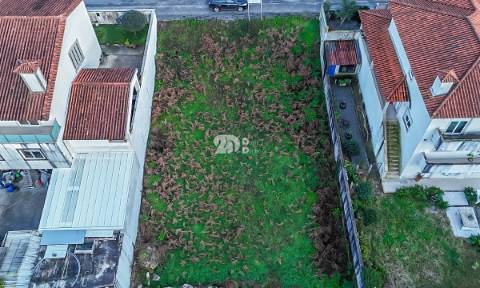 Lote de terreno 573,25m² - Cavalões