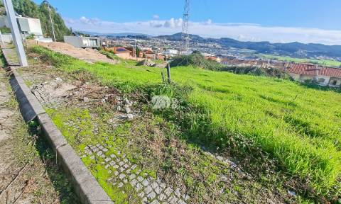 Terreno 993m² - Vermoim