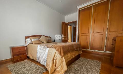 Moradia T4+1 - Lemenhe