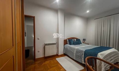 Moradia T4+1 - Lemenhe