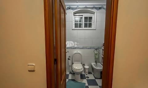 Moradia T4+1 - Lemenhe