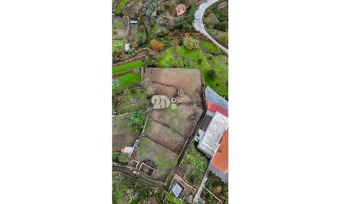 Terreno 1490m² - Tabuaço