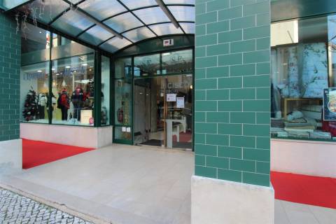 Lojas/Centro Comercial S.Francisco/Leiria